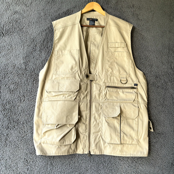 5.11 Tactical Series Mens Vest Sz XL Beige Taclite Pro Ripstop Hunting Fishing - Picture 1 of 7